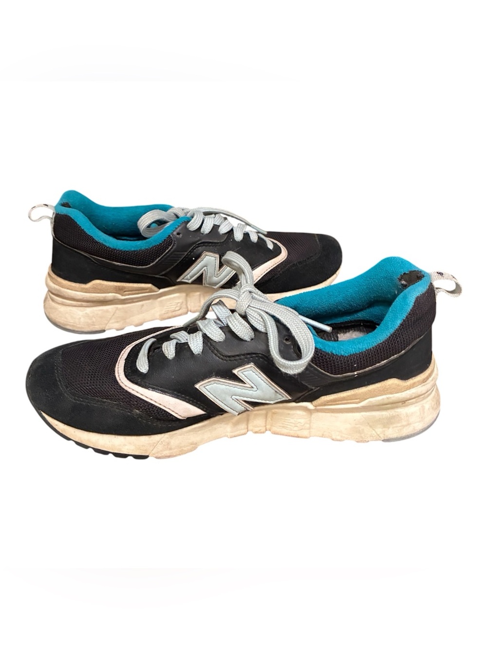 New Balance 997H Black & Aqua Blue Lifestyle Sneakers CW997HNB guessing size 7